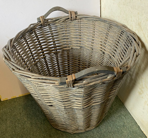 Large vintage wicker basket - wicker,